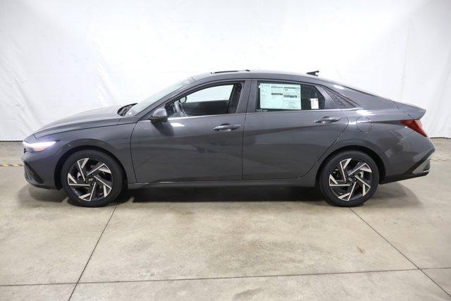 new 2025 Hyundai Elantra car, priced at $25,612