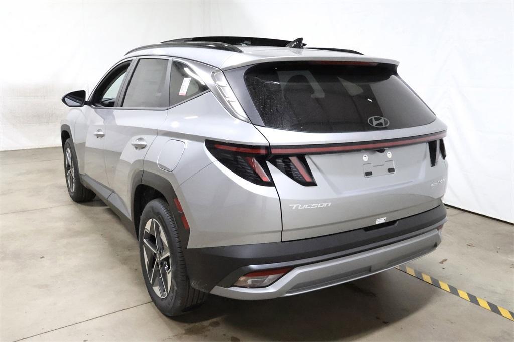 new 2025 Hyundai TUCSON Hybrid car, priced at $34,688