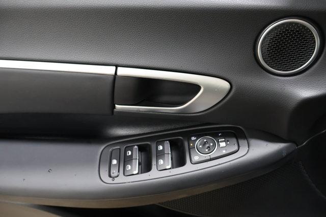 new 2025 Hyundai Sonata Hybrid car, priced at $30,927