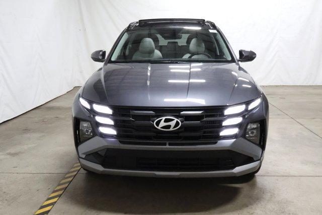 new 2025 Hyundai TUCSON Hybrid car, priced at $36,378
