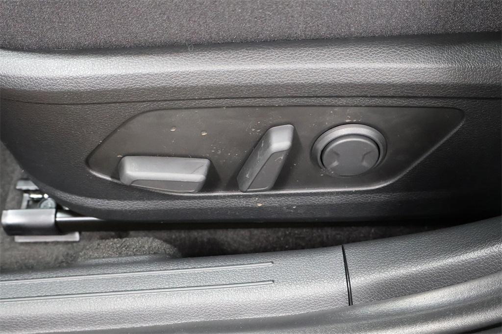 new 2025 Hyundai Sonata Hybrid car, priced at $30,548