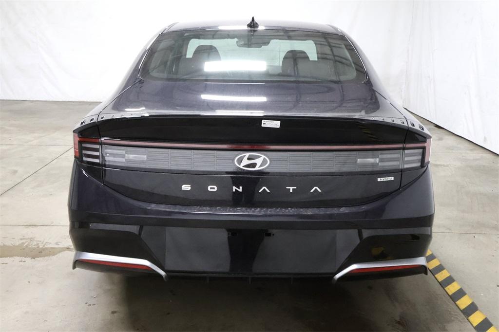 new 2025 Hyundai Sonata Hybrid car, priced at $30,548