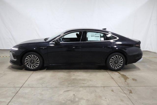 new 2025 Hyundai Sonata Hybrid car, priced at $31,798