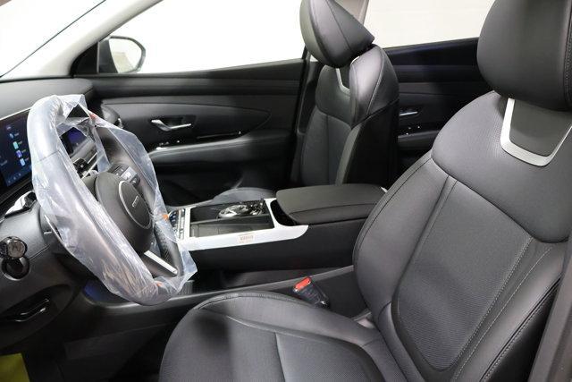 new 2025 Hyundai TUCSON Hybrid car, priced at $39,186