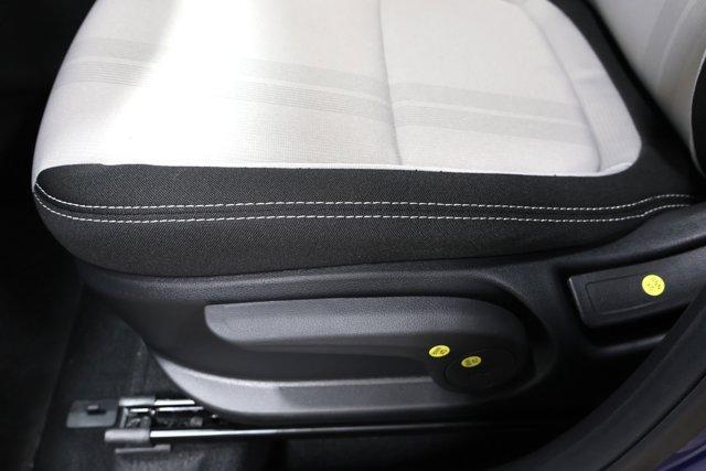 new 2025 Hyundai Venue car, priced at $23,025