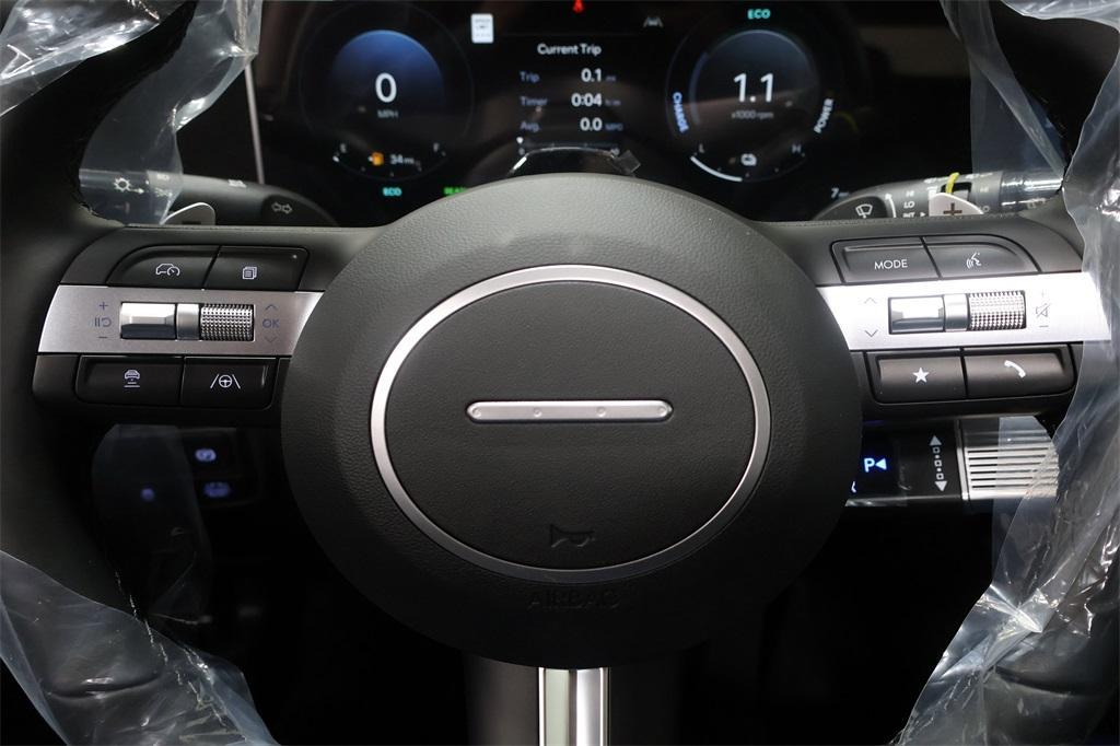new 2025 Hyundai TUCSON Hybrid car, priced at $34,718