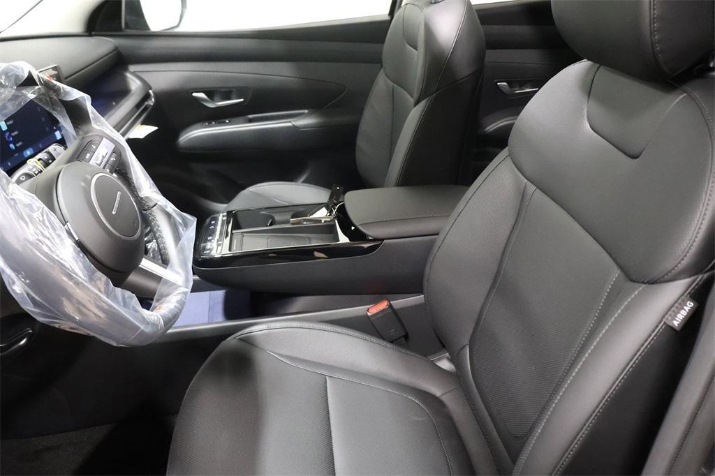new 2025 Hyundai TUCSON Hybrid car, priced at $34,718