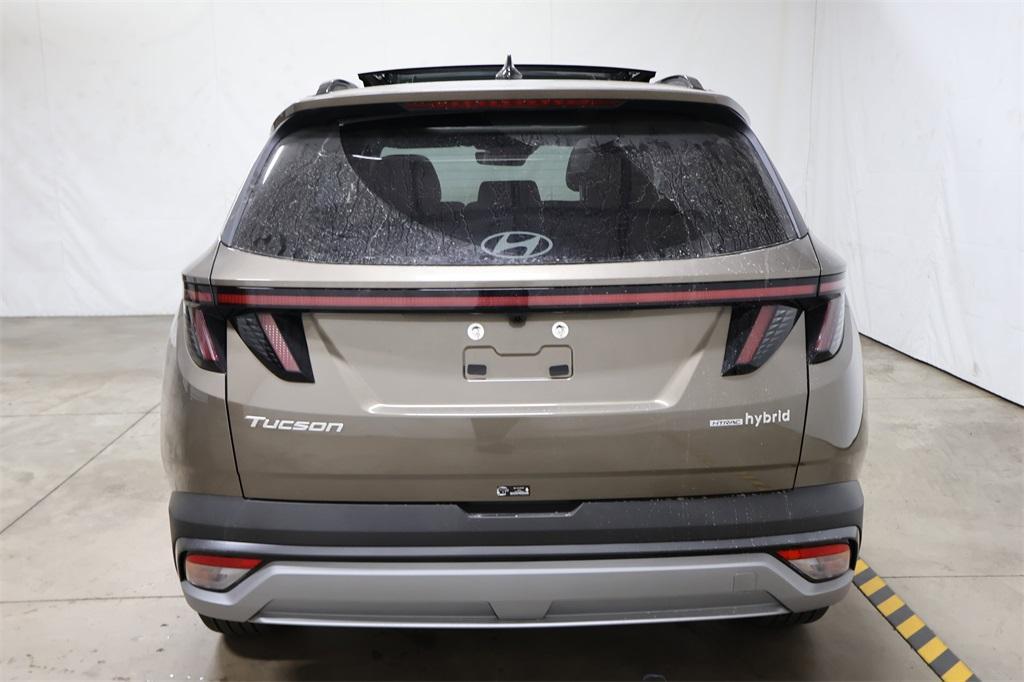 new 2025 Hyundai TUCSON Hybrid car, priced at $33,153