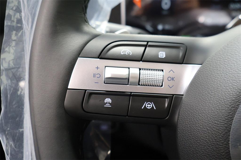 new 2025 Hyundai TUCSON Hybrid car, priced at $33,153