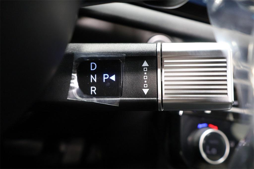 new 2025 Hyundai TUCSON Hybrid car, priced at $33,153