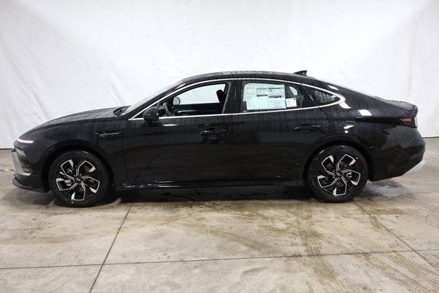 new 2025 Hyundai Sonata car, priced at $28,955