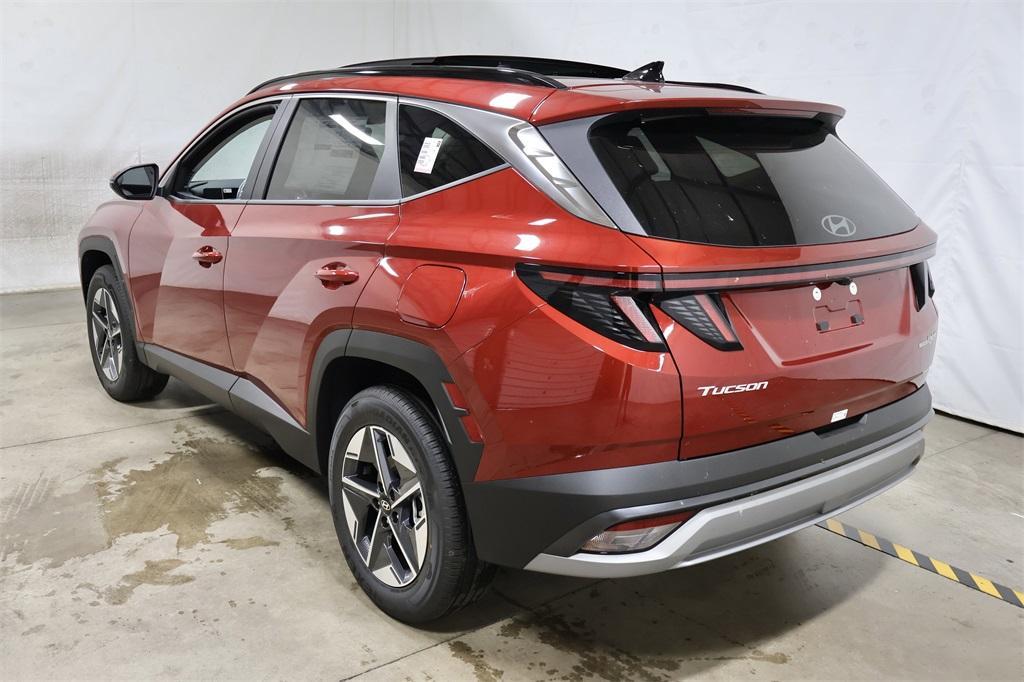 new 2025 Hyundai TUCSON Hybrid car, priced at $34,940