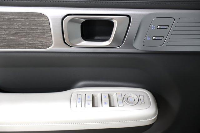 new 2025 Hyundai SANTA FE HEV car, priced at $45,655