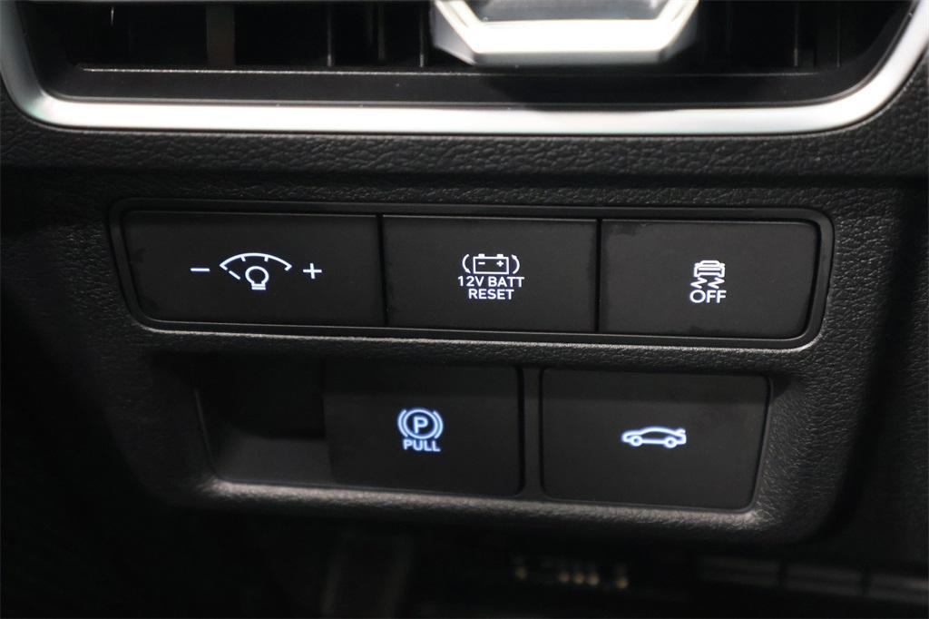 new 2025 Hyundai Sonata Hybrid car, priced at $31,029