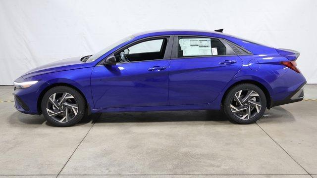 new 2025 Hyundai Elantra car, priced at $23,089