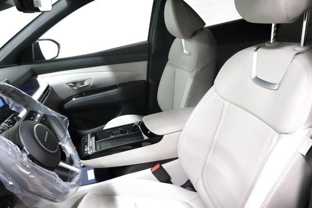 new 2025 Hyundai TUCSON Hybrid car, priced at $41,216