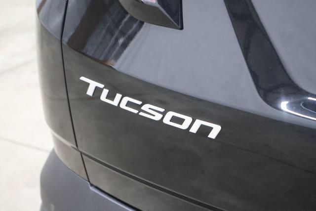new 2025 Hyundai TUCSON Hybrid car, priced at $41,216