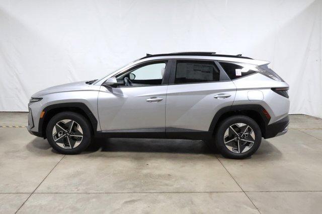 new 2025 Hyundai TUCSON Hybrid car, priced at $36,378