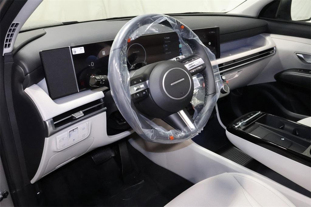 new 2025 Hyundai TUCSON Hybrid car, priced at $33,328