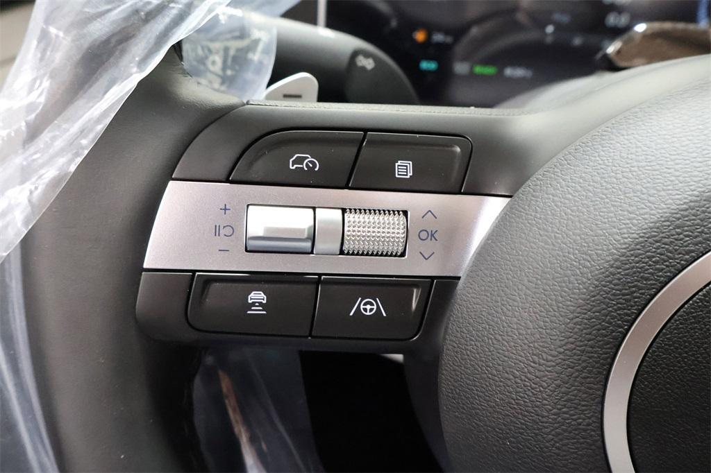 new 2025 Hyundai TUCSON Hybrid car, priced at $33,328