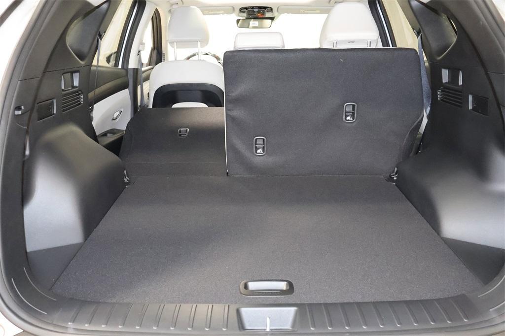 new 2025 Hyundai TUCSON Hybrid car, priced at $33,328