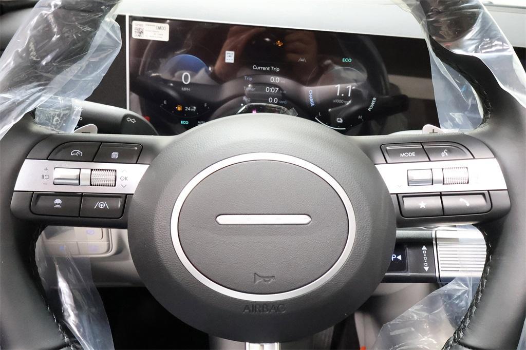 new 2025 Hyundai TUCSON Hybrid car, priced at $33,328