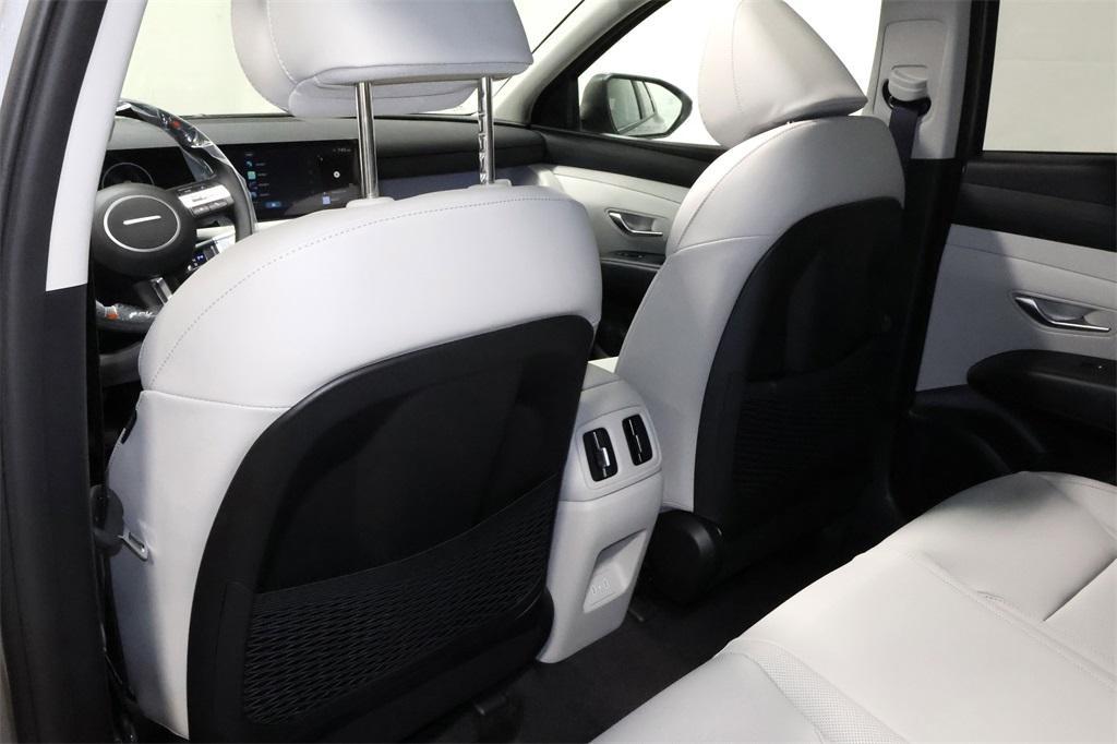 new 2025 Hyundai TUCSON Hybrid car, priced at $33,328