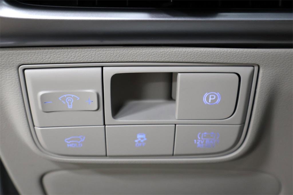 new 2025 Hyundai TUCSON Hybrid car, priced at $39,948