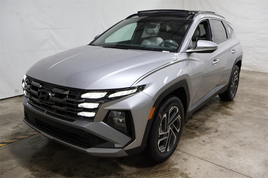 new 2025 Hyundai TUCSON Hybrid car, priced at $39,948