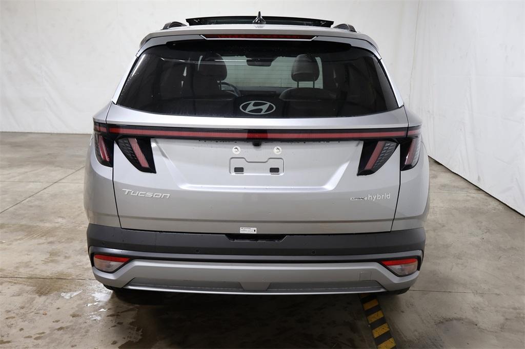 new 2025 Hyundai TUCSON Hybrid car, priced at $39,948