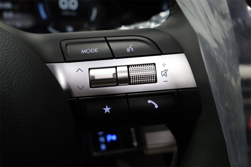 new 2025 Hyundai TUCSON Hybrid car, priced at $39,948