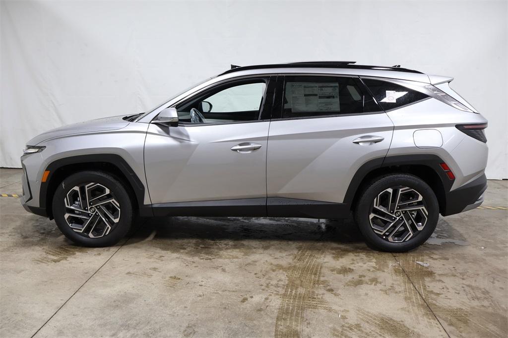 new 2025 Hyundai TUCSON Hybrid car, priced at $39,948