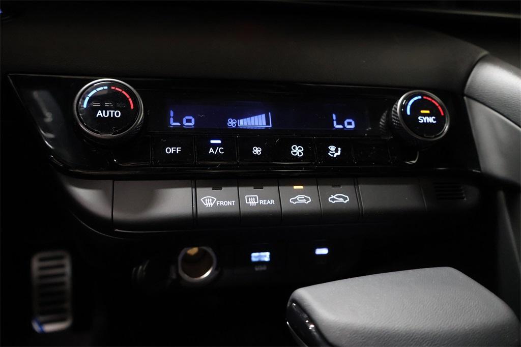 new 2025 Hyundai Elantra car, priced at $24,136