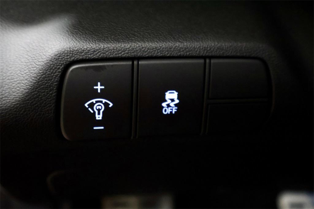 new 2025 Hyundai Elantra car, priced at $24,136