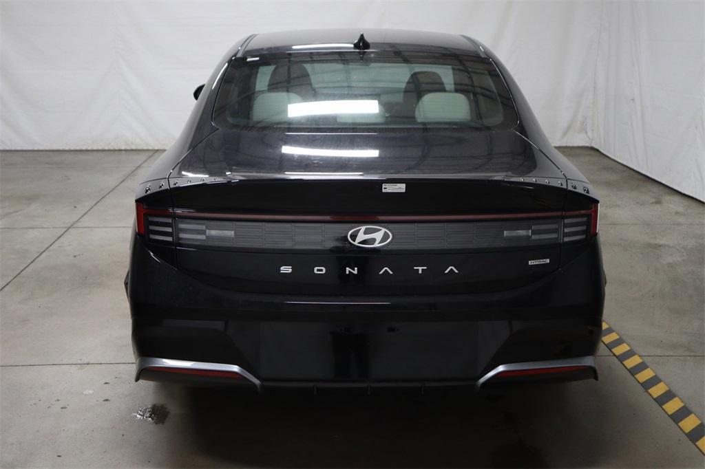 new 2024 Hyundai Sonata car, priced at $28,785