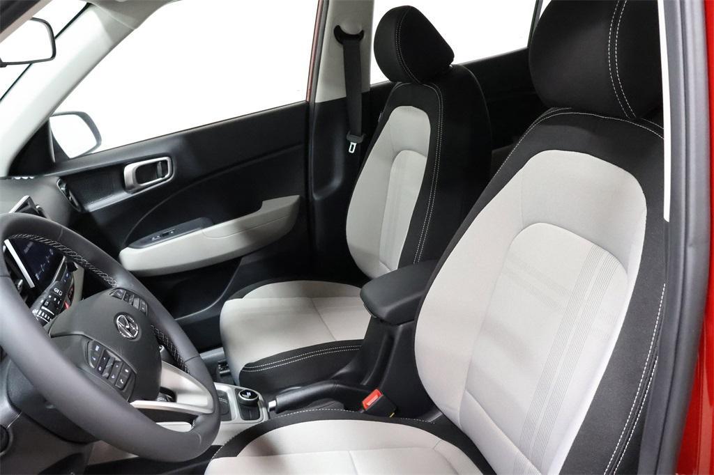 new 2025 Hyundai Venue car, priced at $24,036