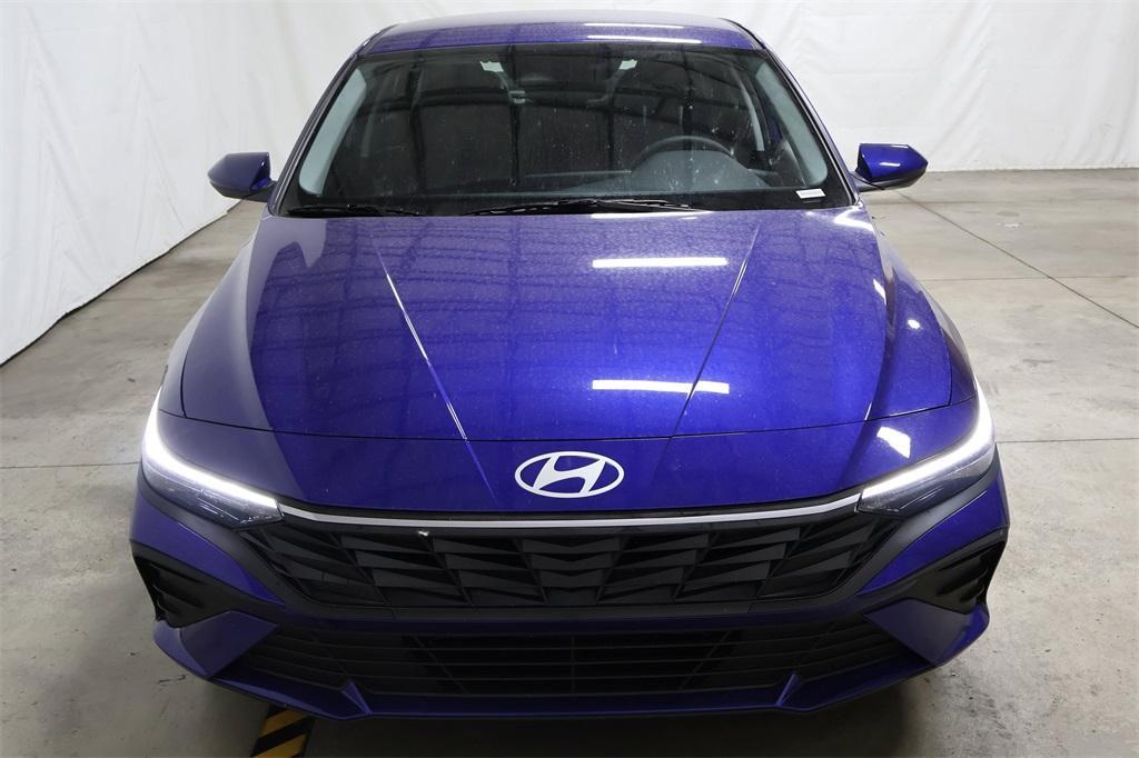 new 2025 Hyundai Elantra car, priced at $21,534