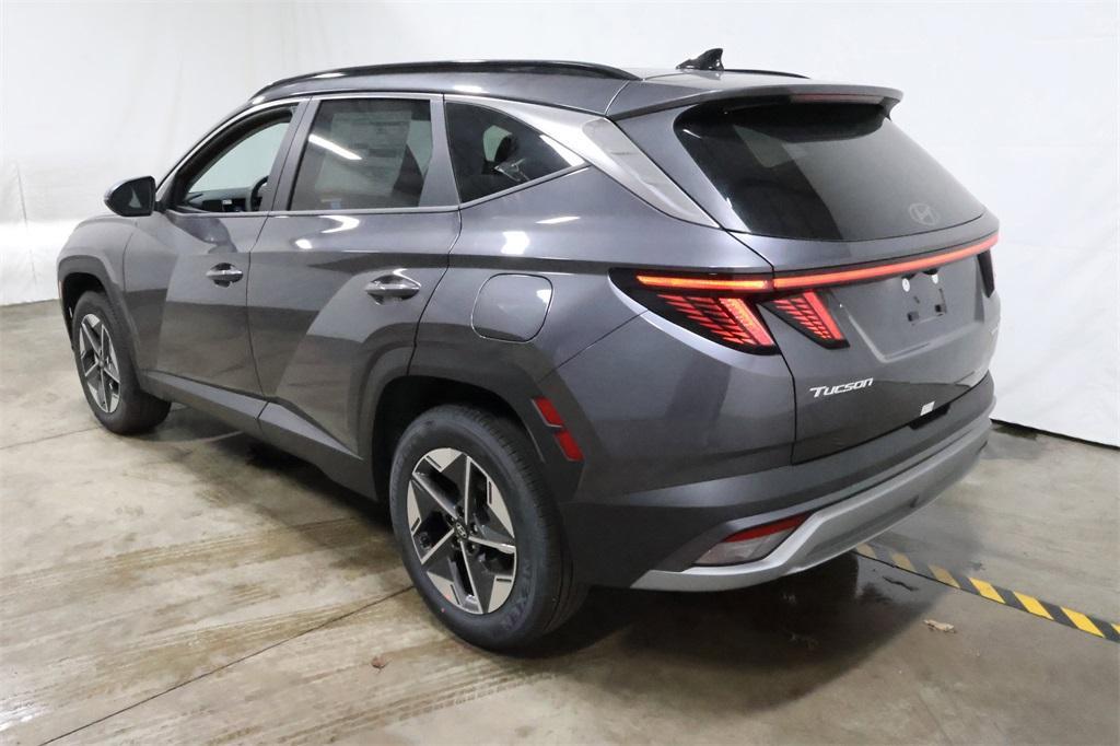 new 2025 Hyundai TUCSON Hybrid car, priced at $33,388