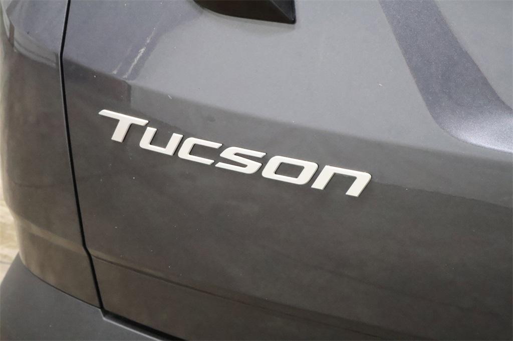 new 2025 Hyundai TUCSON Hybrid car, priced at $33,388