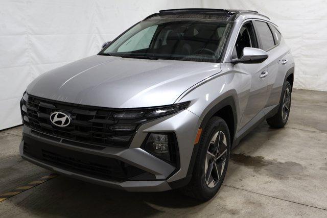 new 2025 Hyundai TUCSON Hybrid car, priced at $36,577