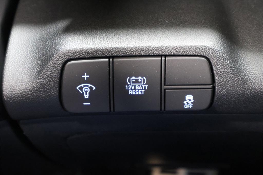 new 2025 Hyundai ELANTRA HEV car, priced at $26,130