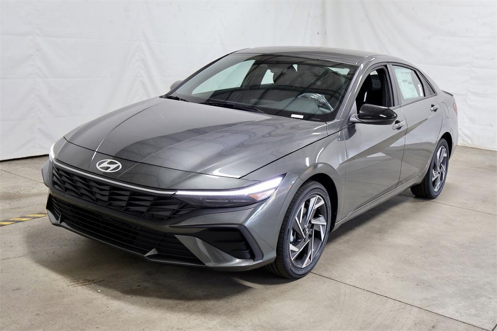 new 2025 Hyundai ELANTRA HEV car, priced at $26,130