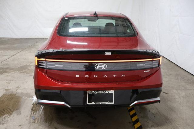 new 2025 Hyundai Sonata Hybrid car, priced at $31,549