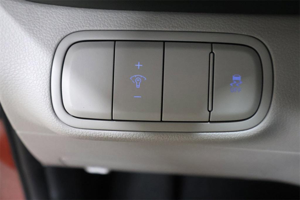 new 2025 Hyundai Venue car, priced at $23,951