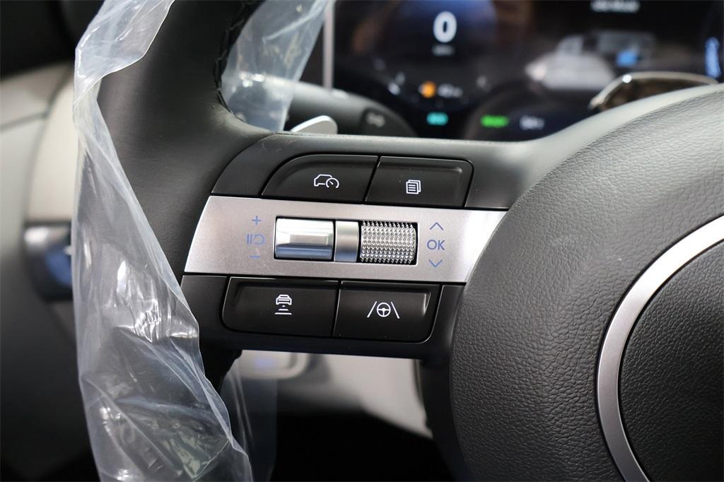 new 2025 Hyundai TUCSON Hybrid car, priced at $33,414