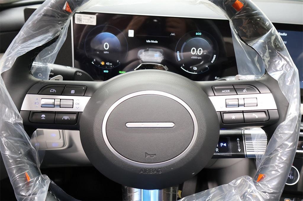 new 2025 Hyundai TUCSON Hybrid car, priced at $33,414