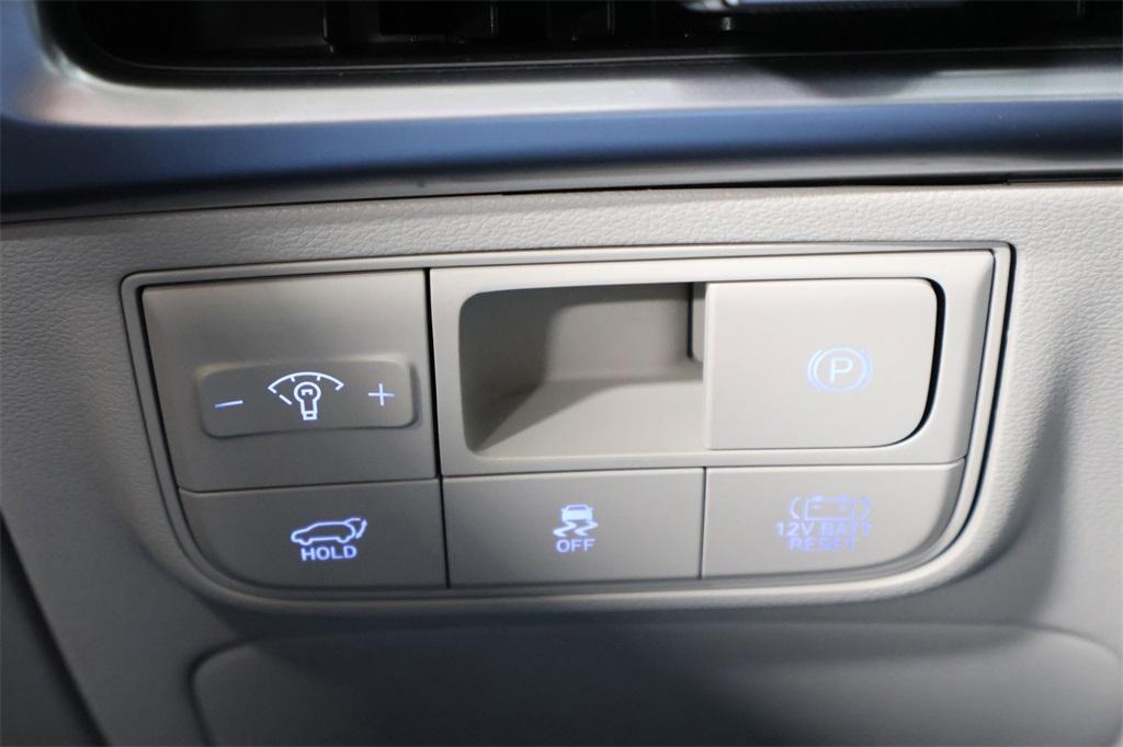 new 2025 Hyundai TUCSON Hybrid car, priced at $33,414