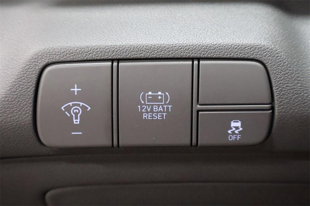 new 2025 Hyundai ELANTRA HEV car, priced at $26,107