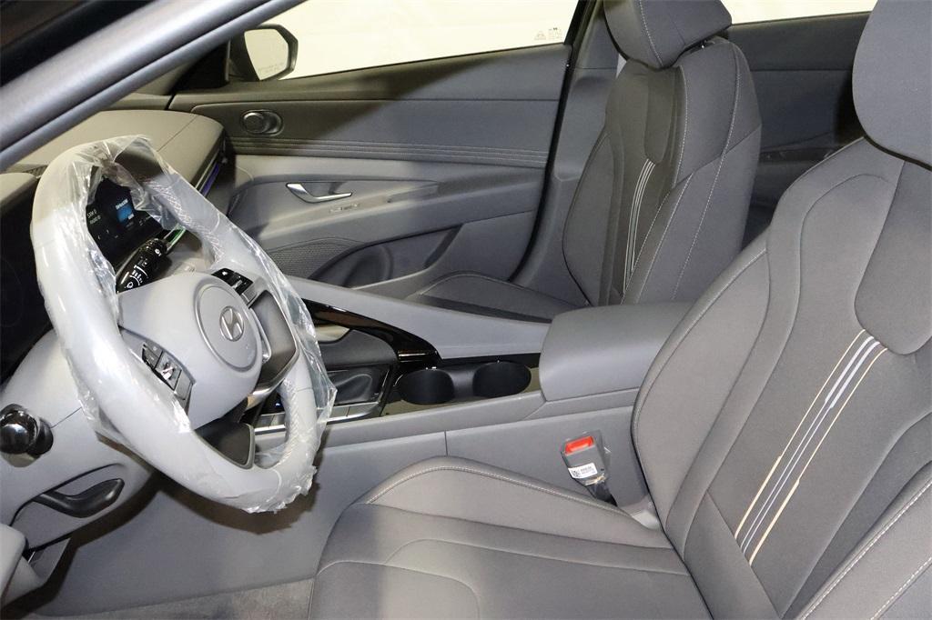 new 2025 Hyundai ELANTRA HEV car, priced at $26,107