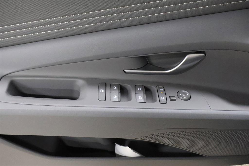 new 2025 Hyundai ELANTRA HEV car, priced at $26,107